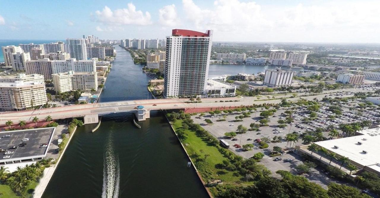 Beachwalk Resort & Condos Plaja Hallandale Exterior foto