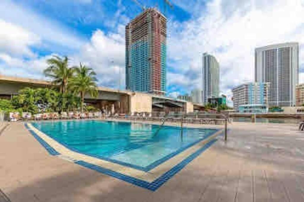 Beachwalk Resort & Condos Plaja Hallandale Exterior foto