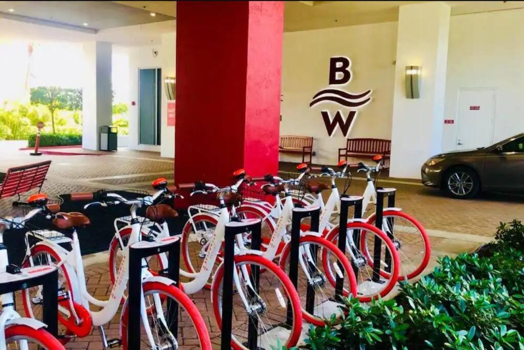 Beachwalk Resort & Condos Plaja Hallandale Exterior foto