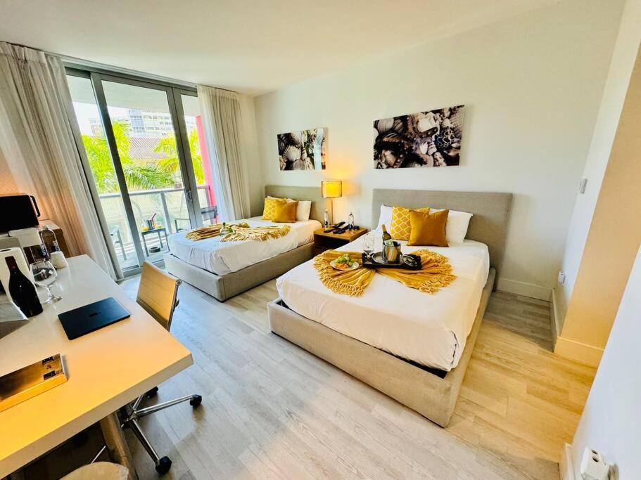 Beachwalk Resort & Condos Plaja Hallandale Exterior foto